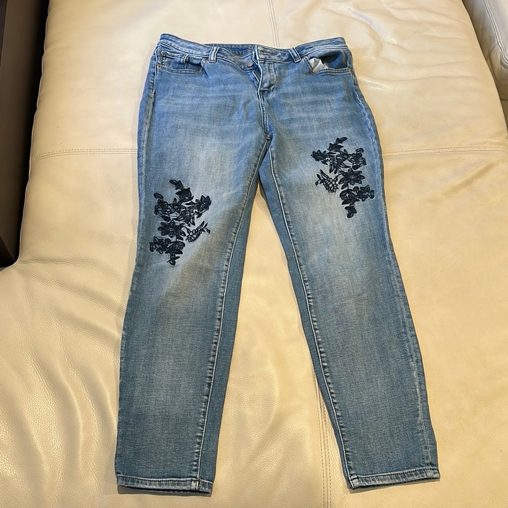 Soho Denim Boyfriend Jeans with Dark Floral Pattern